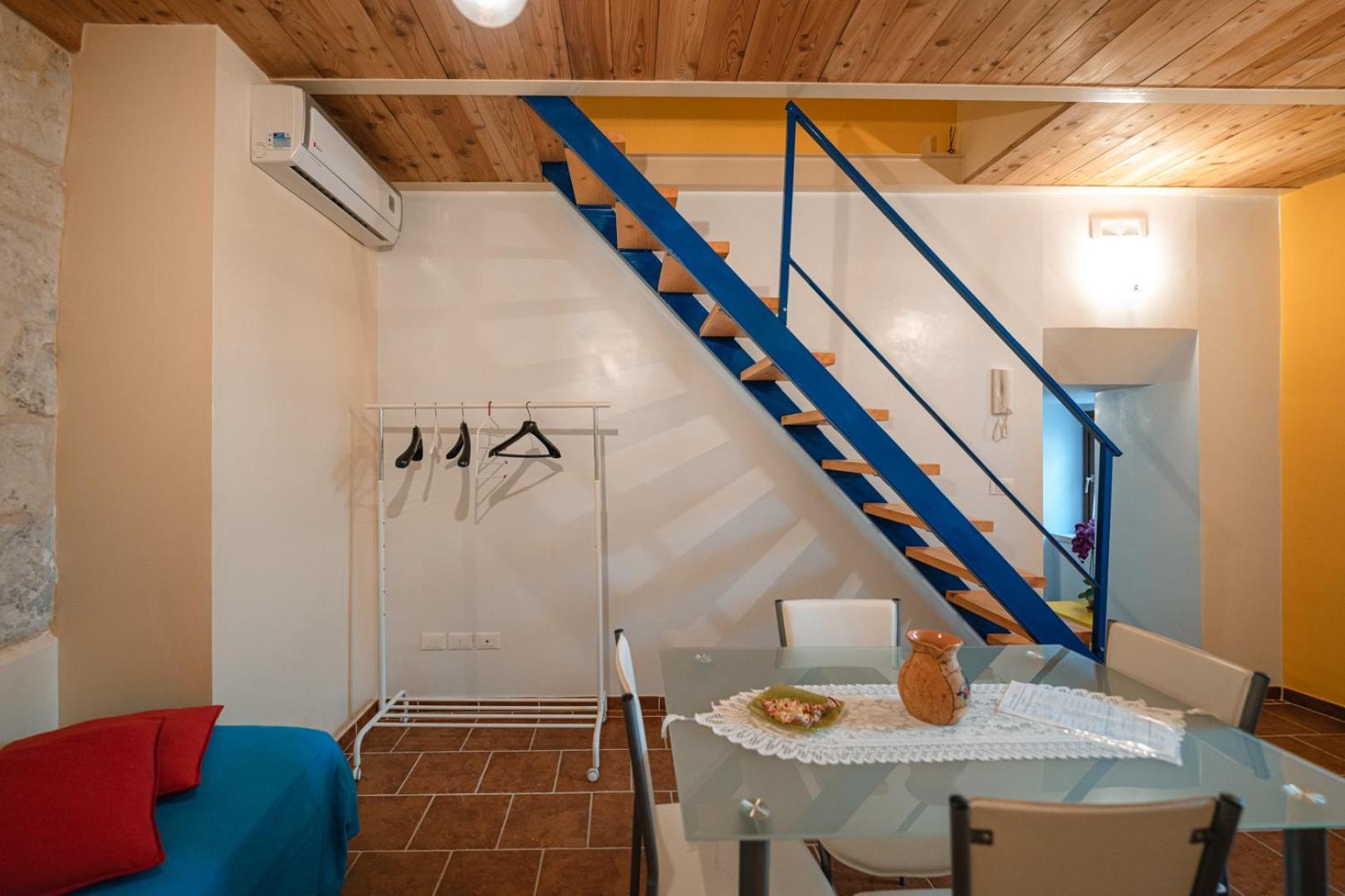 La Piccola Torre Hotell Bisceglie Rum bild