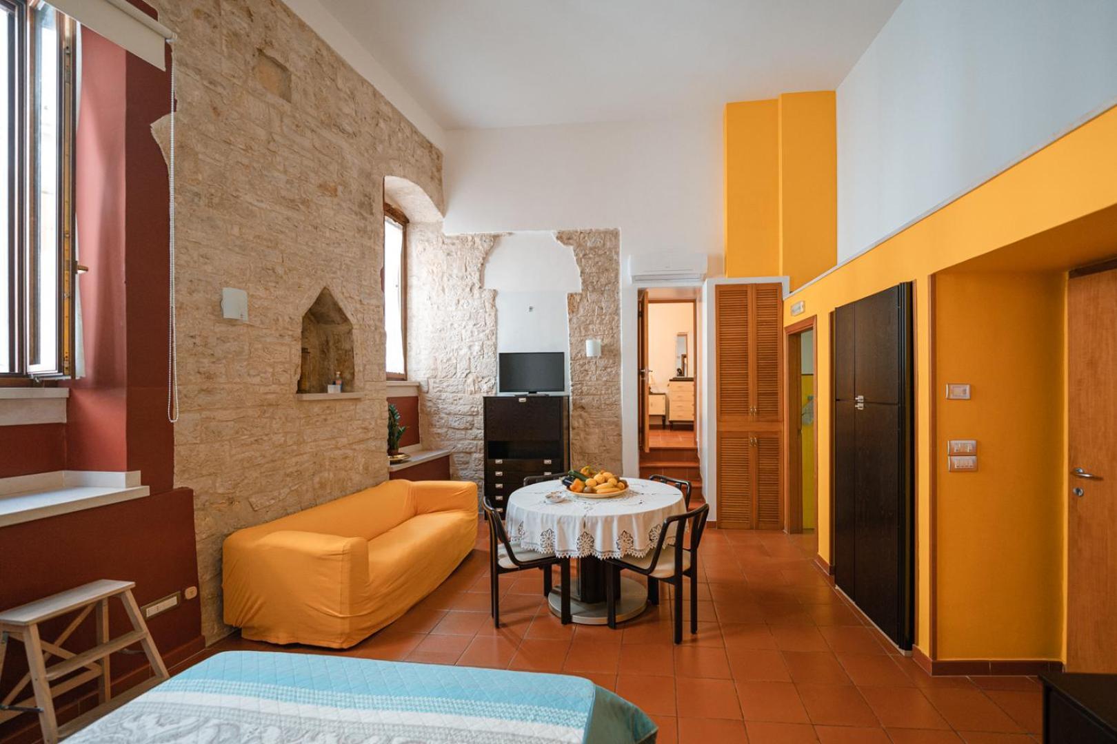 La Piccola Torre Hotell Bisceglie Exteriör bild