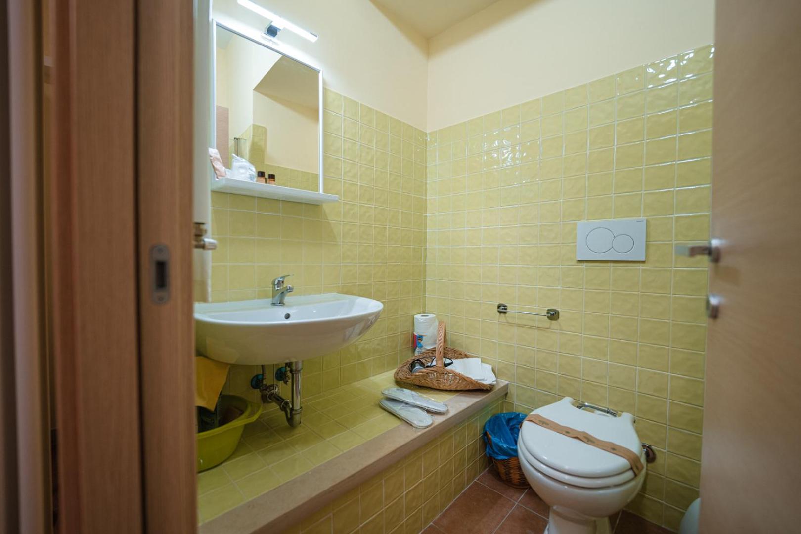La Piccola Torre Hotell Bisceglie Rum bild